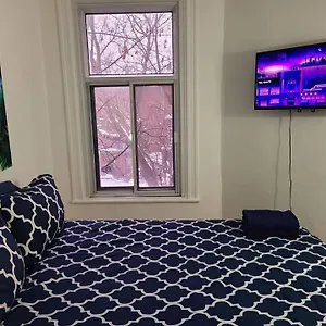 Homestay Tv + Netflix / High Speed Internet / C