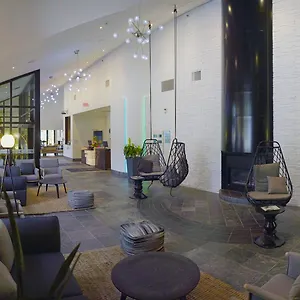 aava-whistler.hotels-of-whistler.com/